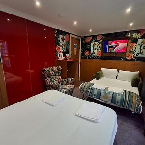 Large Double or Twin Room